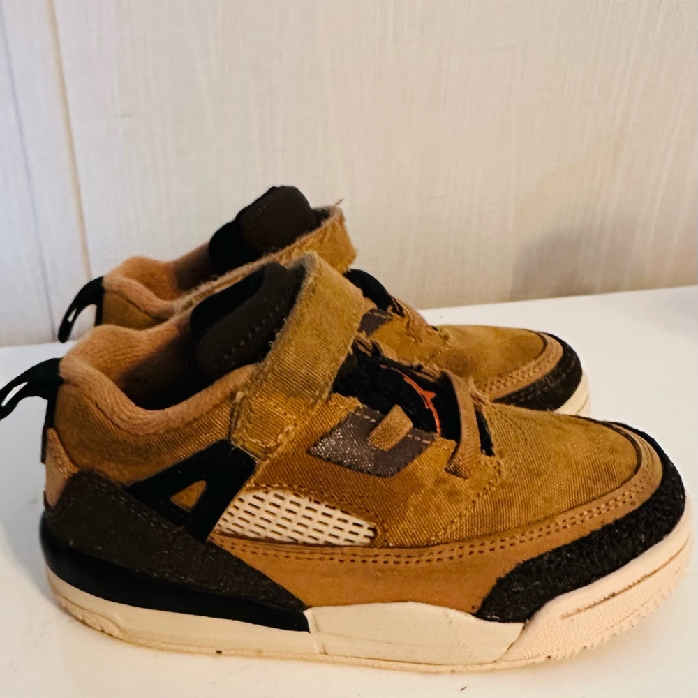 Jordan Tan and Black Kids Sneakers